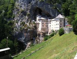 Die 10 schönsten Schlösser in den Alpen